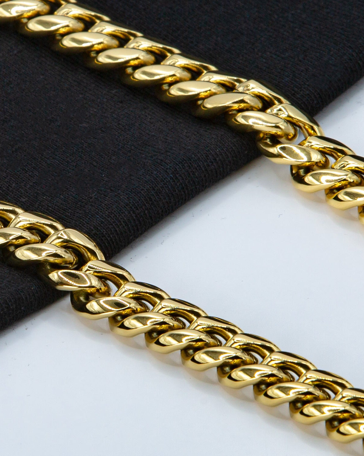 Cubana Chain Gold